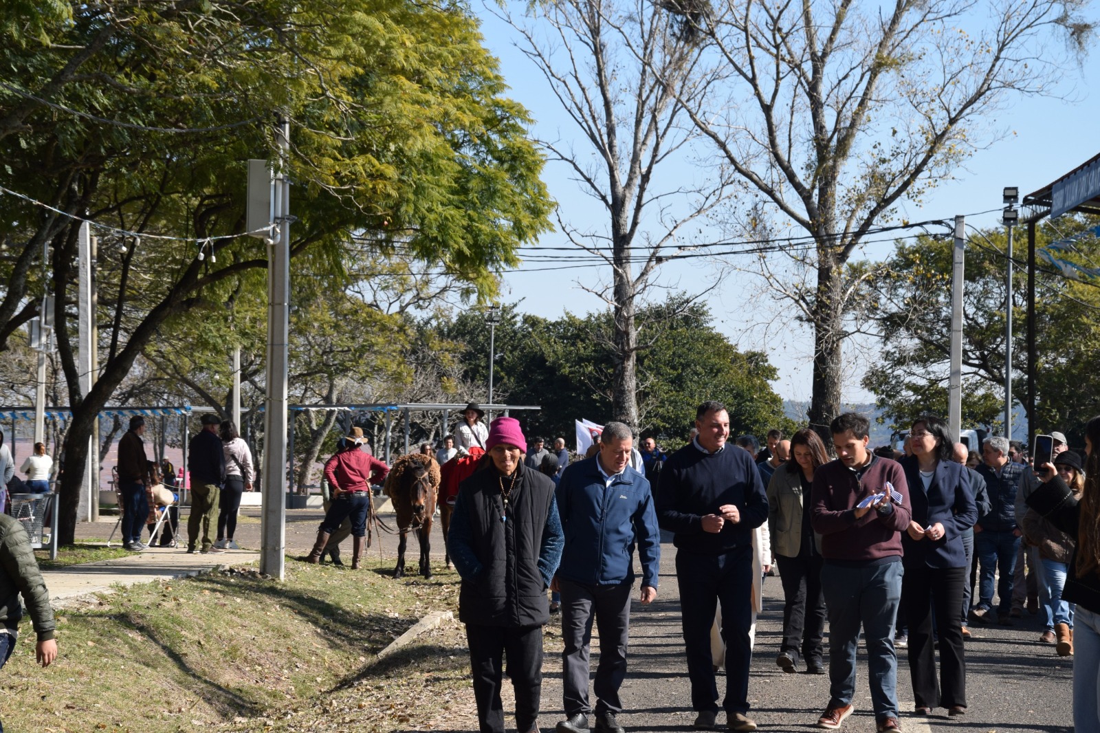 Autoridades en la inauguración de la segunda etapa del Paseo Costero en Villa Constitución
