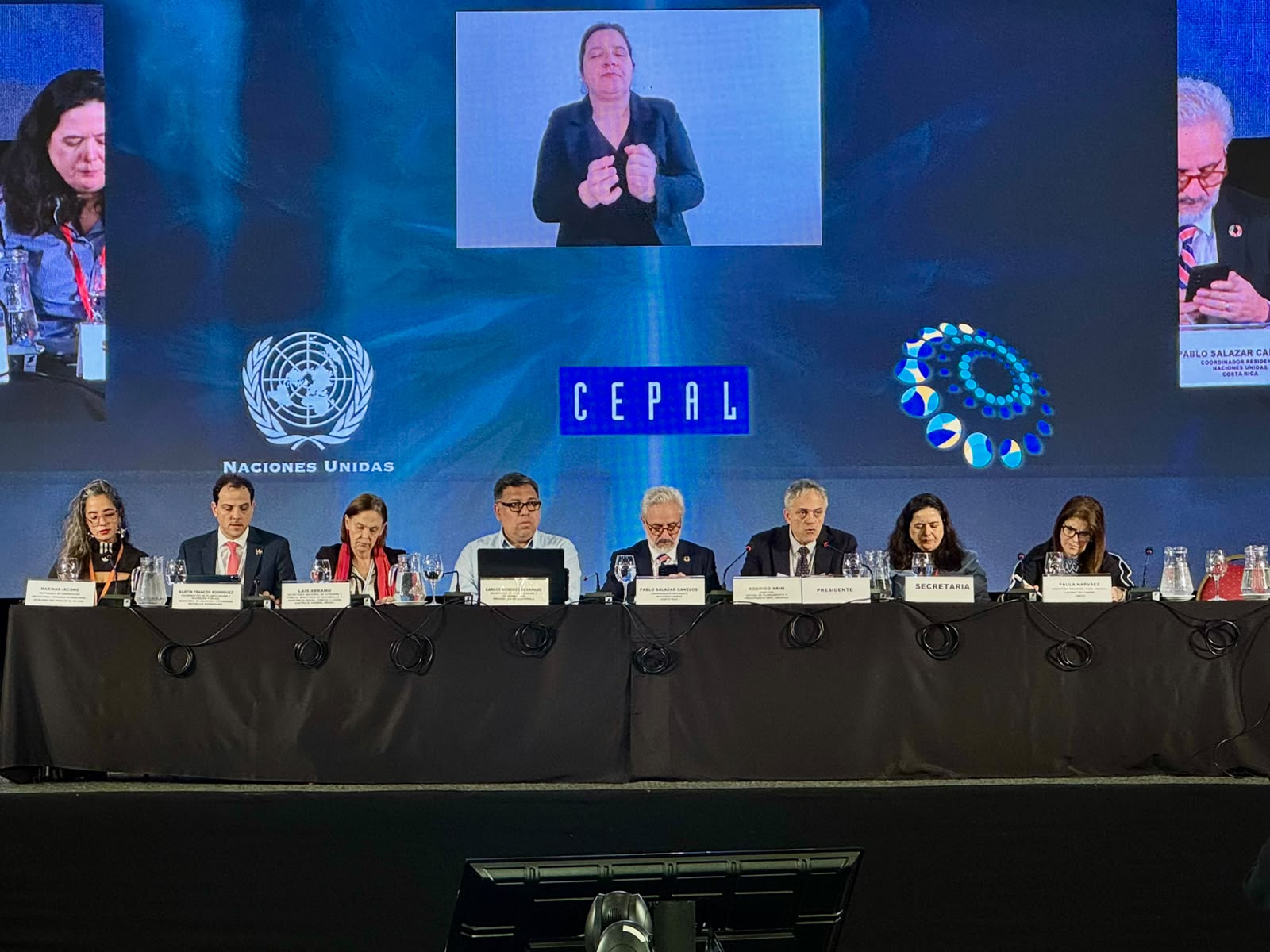 Panel sobre políticas públicas frente al cambio demográfico