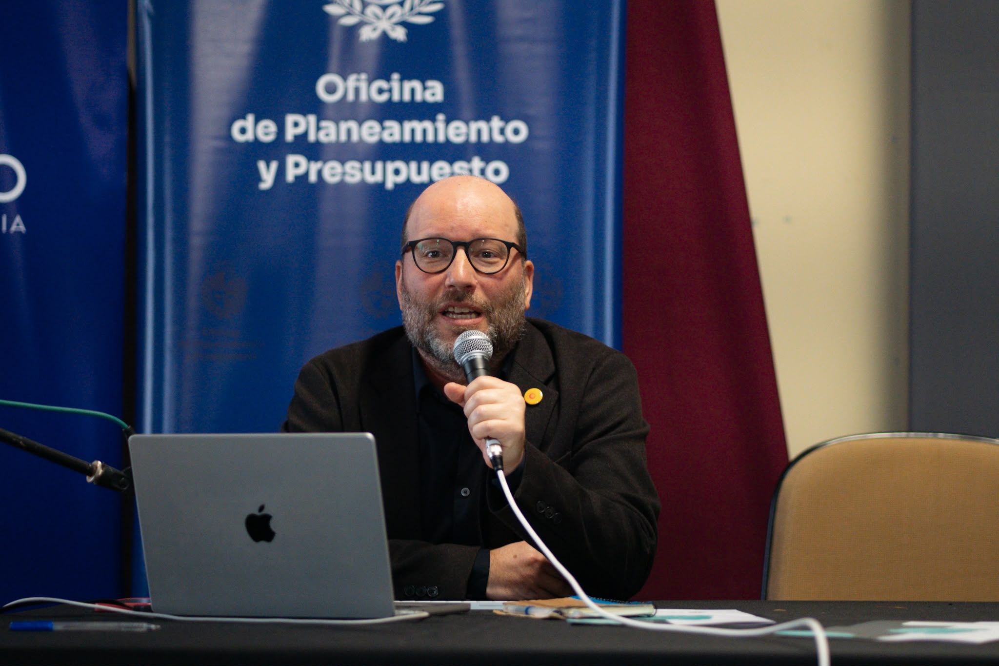 Seminario “Pautas de diseño en el manejo de aguas urbanas en forma resiliente al Cambio Climático”
