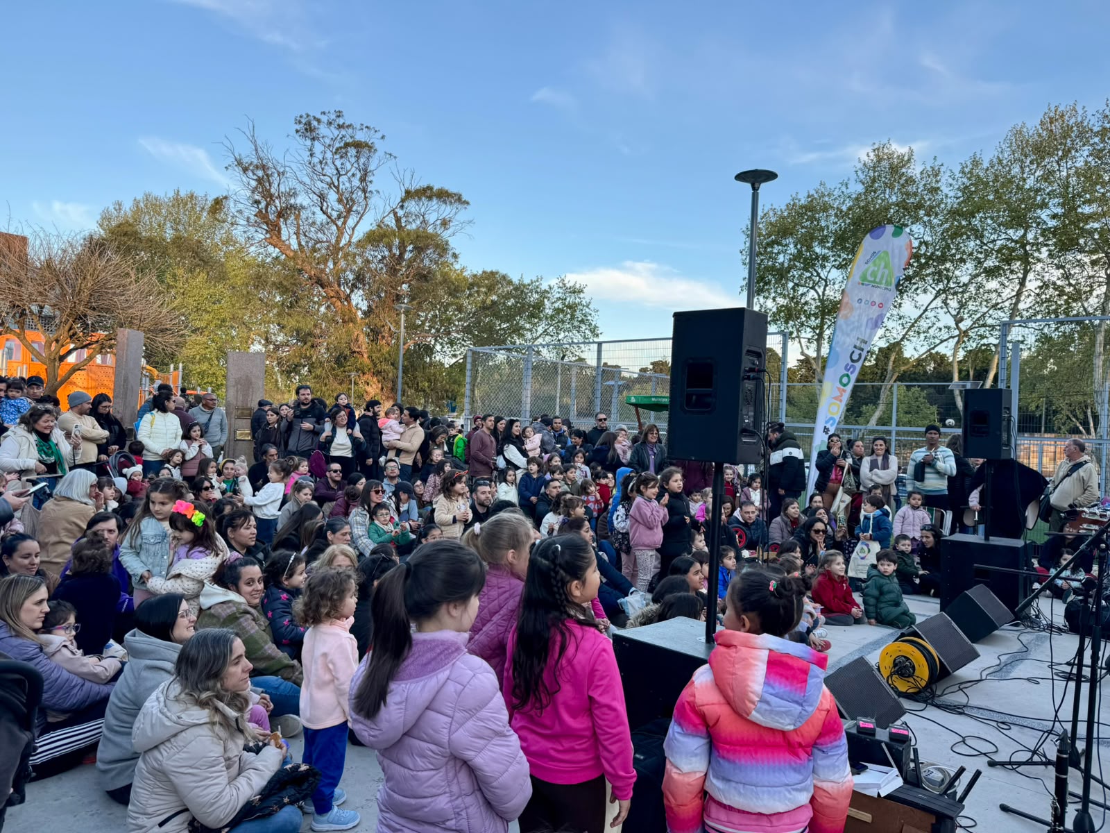 Inauguración de obras en plaza Jorge Lazaroff