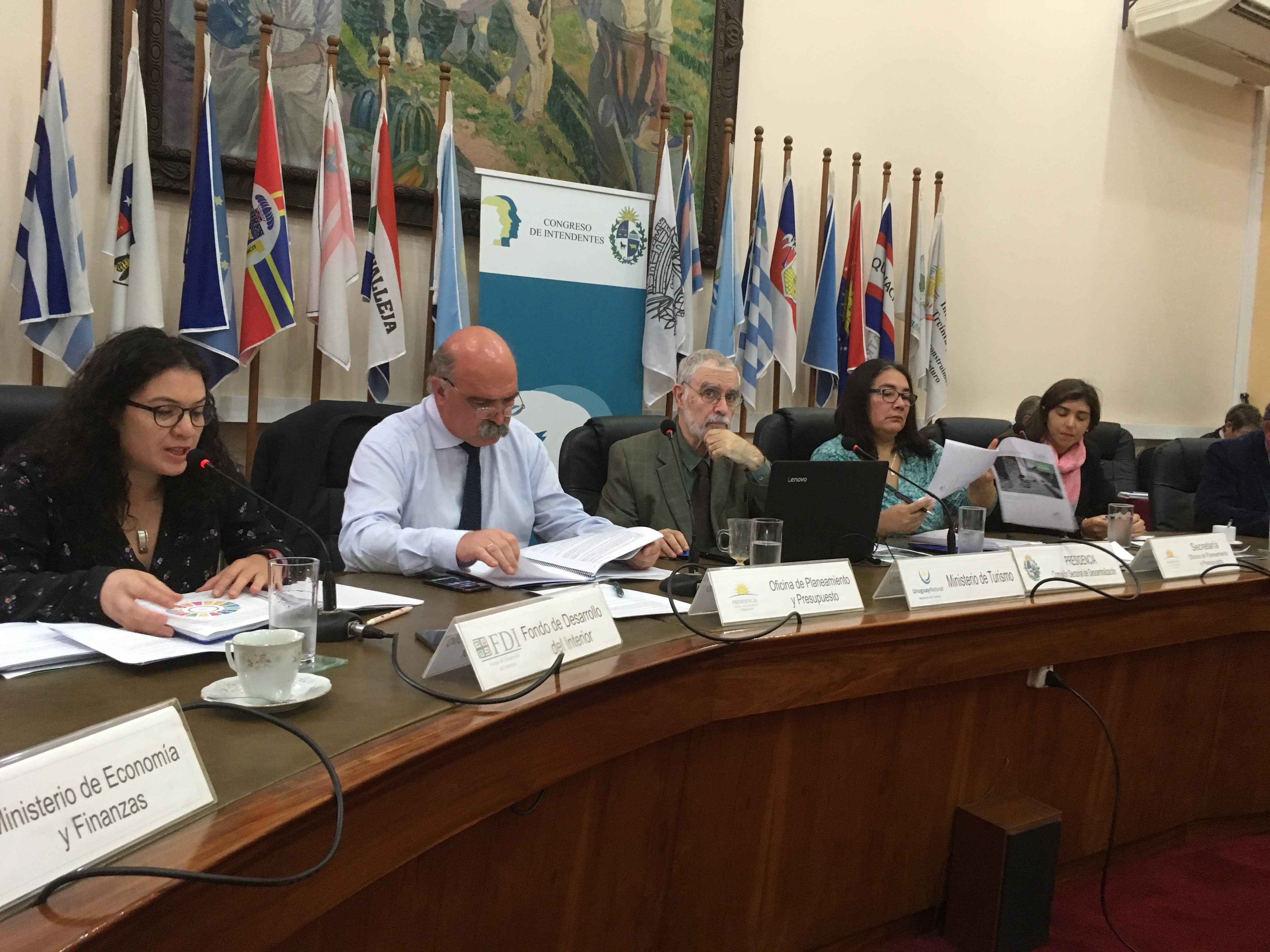Presentación en Comisión Sectorial de Descentralización 
