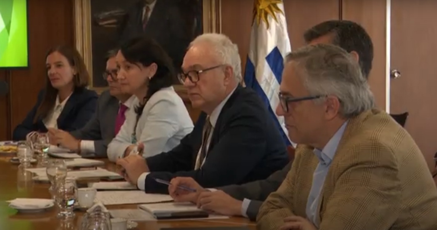 Director de la OPP, Rodrigo Arim, en Comisión Interministerial para el Comercio Exterior (foto de MRREE)