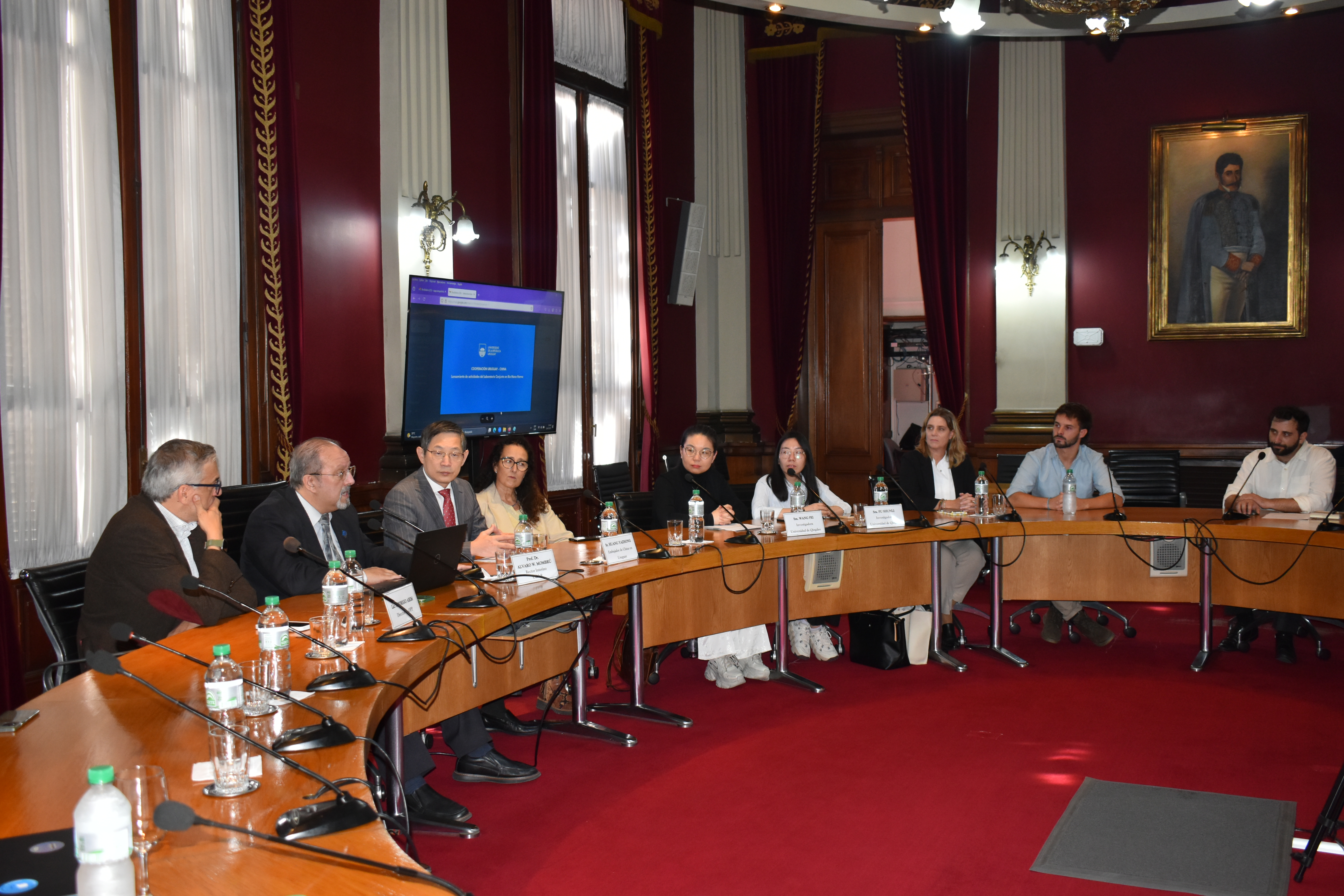 Lanzamiento de actividades del Laboratorio Conjunto en Bio-Nano-Farma en Udelar