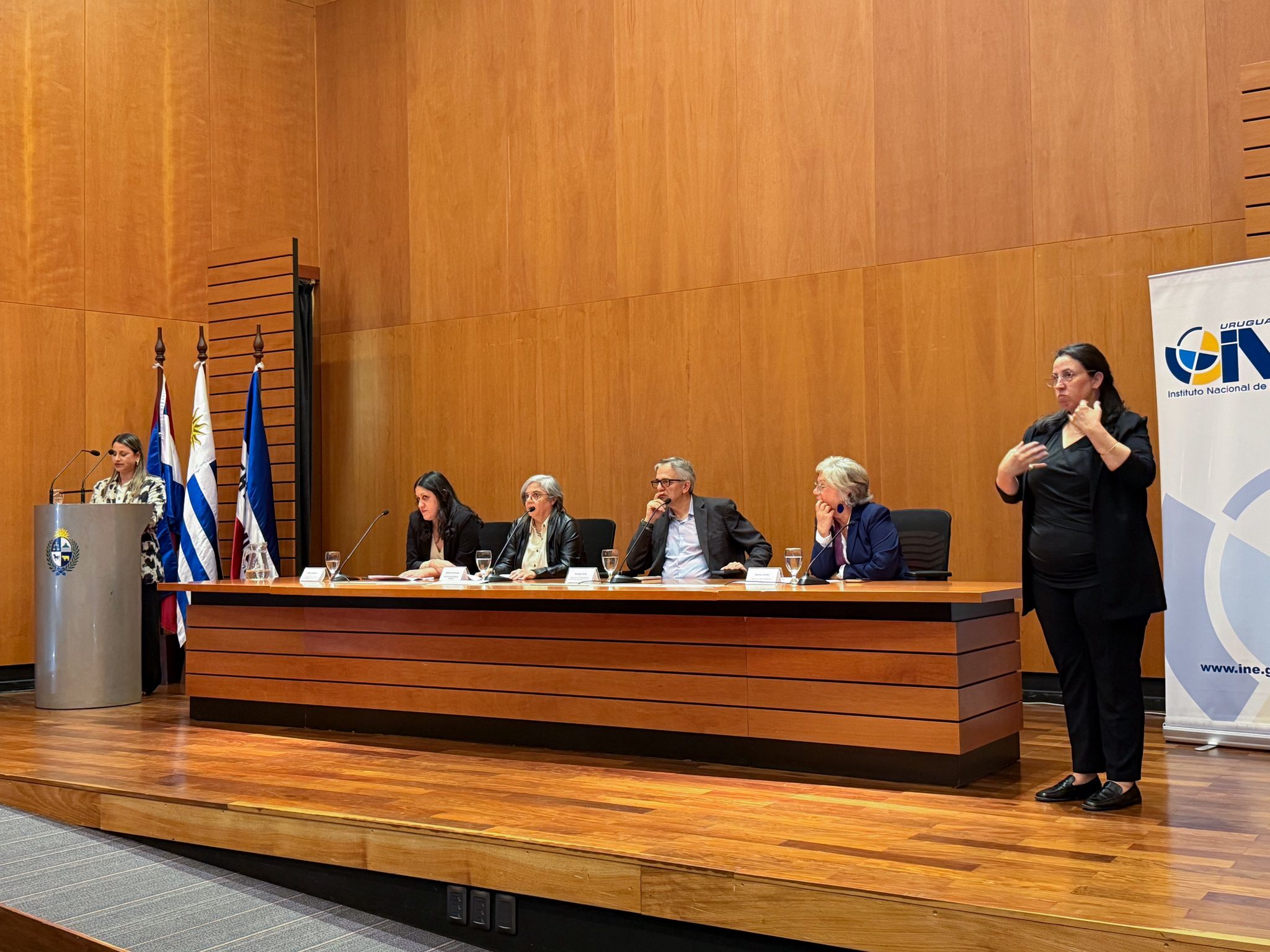 Autoridades en lanzamiento de la Unidad Especializada en Género