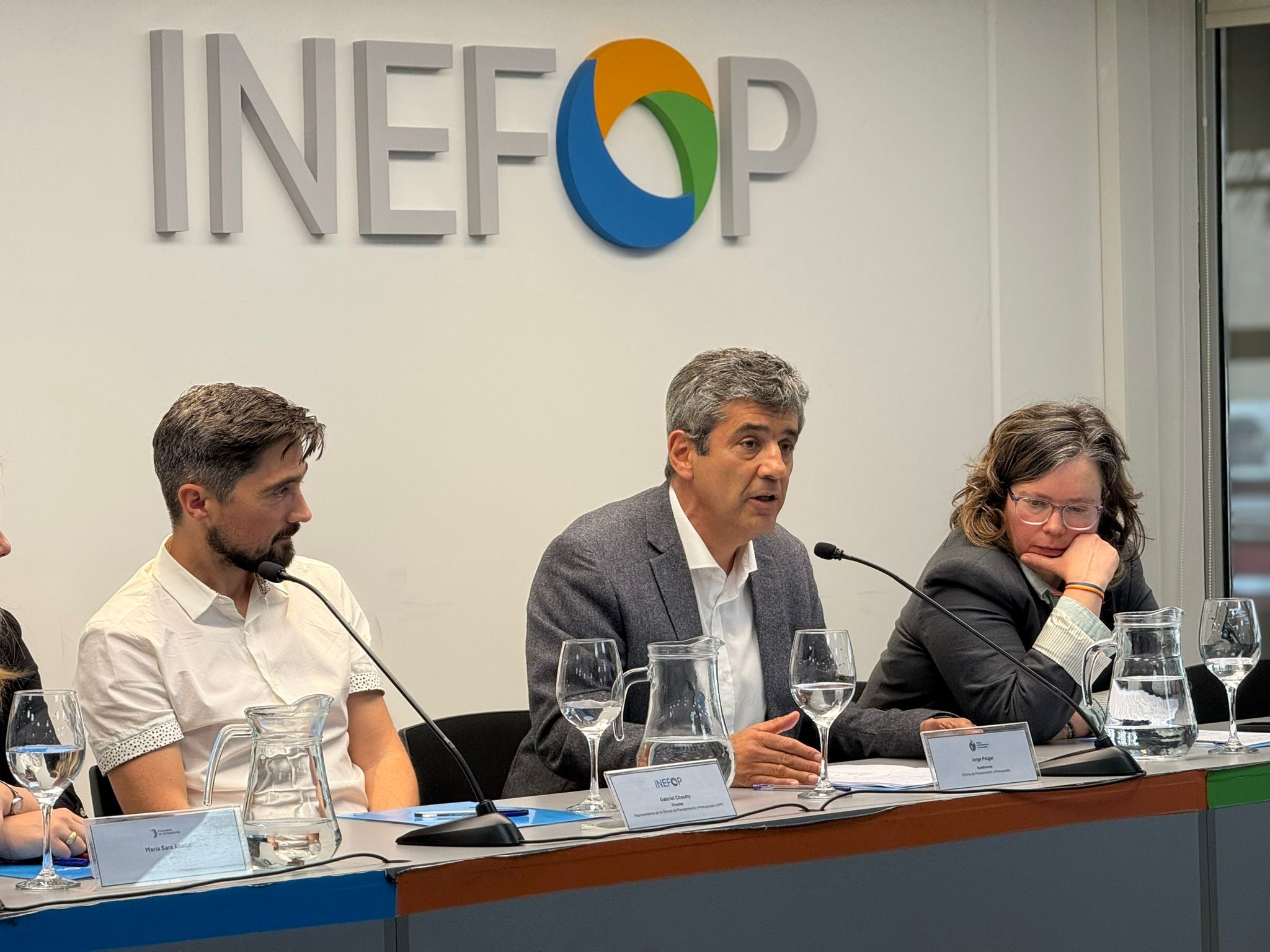 Gabriel Chouhy, integrante del consejo directivo de INEFOP por OPP; Jorge Polgar, Subdirector de OPP; Laura Bajac, Directora General de Secretaría del MTSS