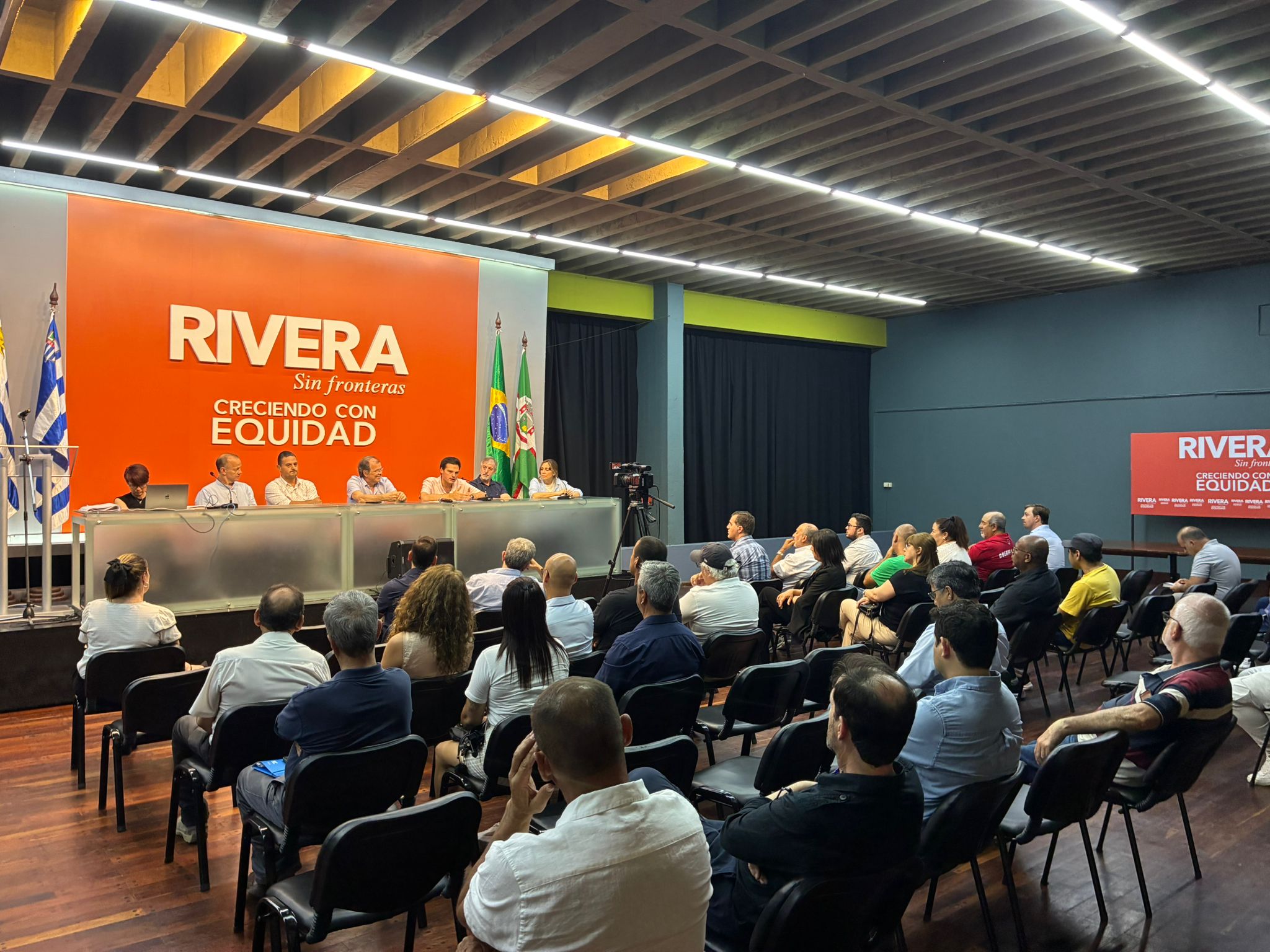 Presentación del proyecto Parque del Entorno del Estadio Atilio Paiva Olivera