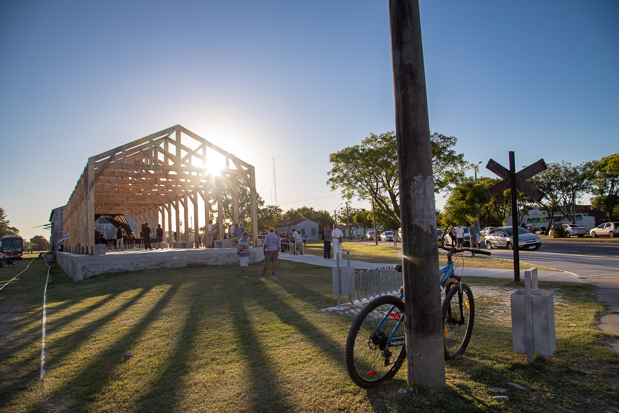 Renovación del Parque Lineal Central de Young