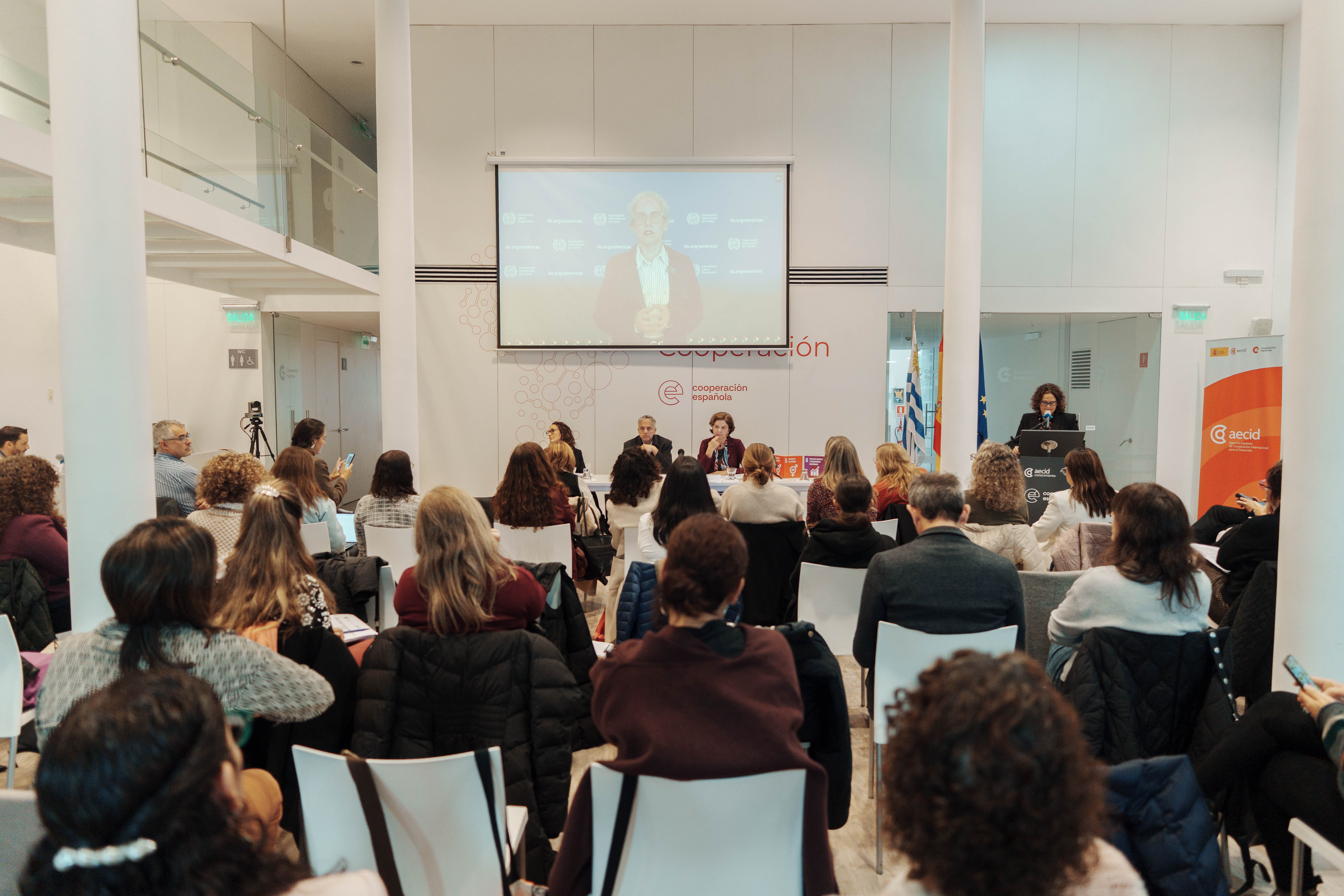 Conversatorio: Economía del Cuidado y Trabajo Decente