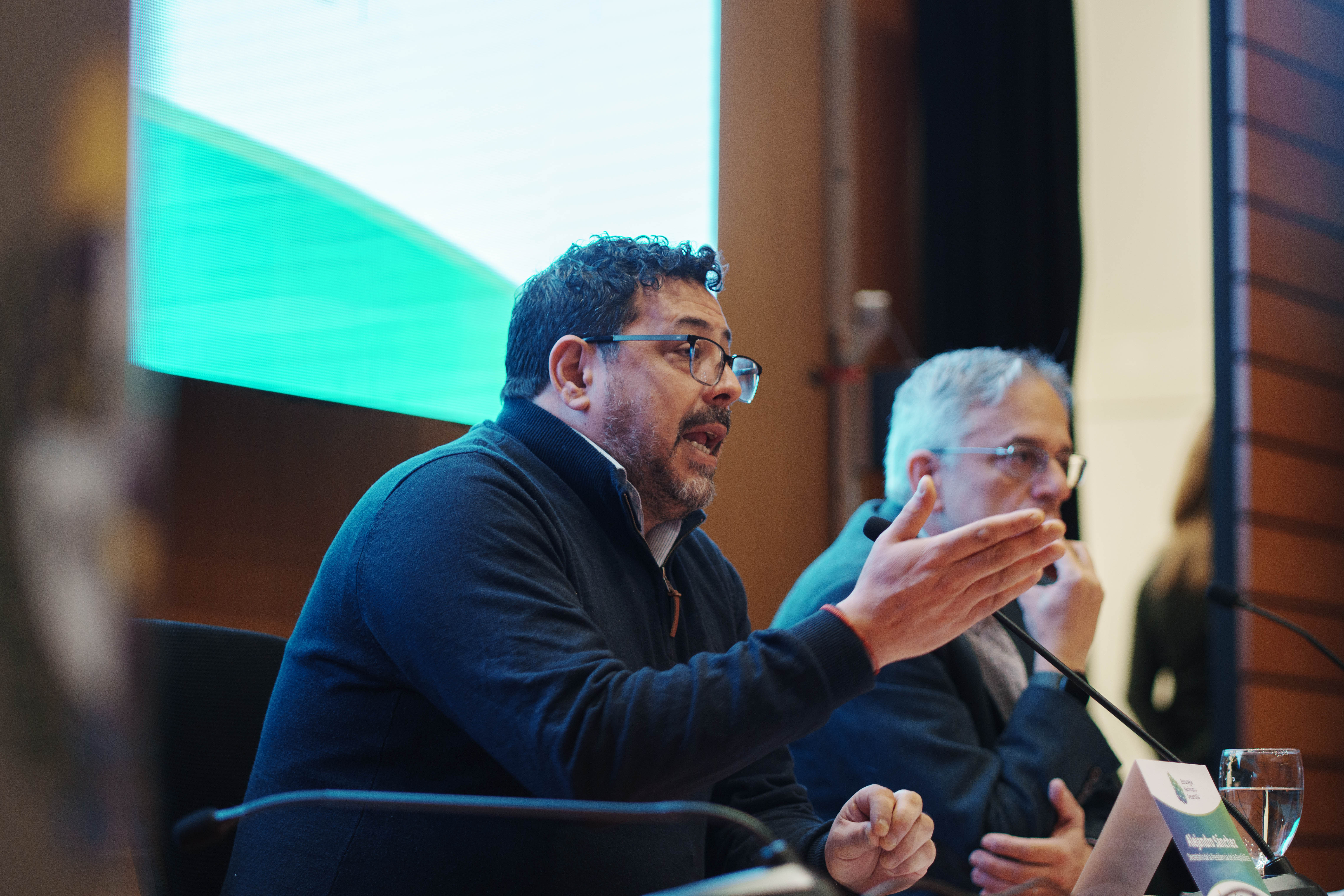 Secretario de Presidencia y Director de OPP en seminario de competitividad